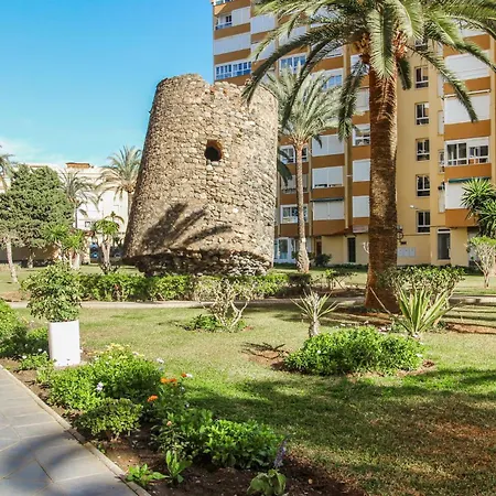 Apartment In Algarrobo-costa With Kitchen